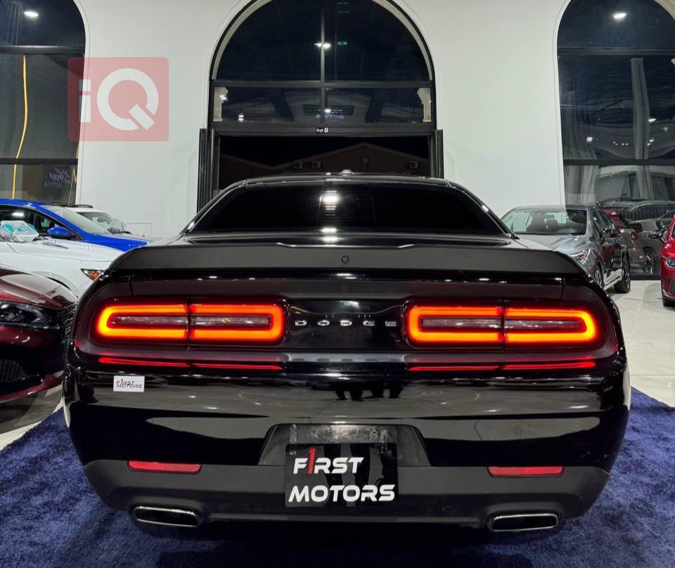 Dodge Challenger
